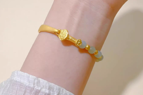 屬牛人適合佩戴什么首飾 屬牛人適合佩戴什么首飾