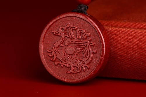 五行屬火的飾品有哪些 五行屬火的飾品有哪些